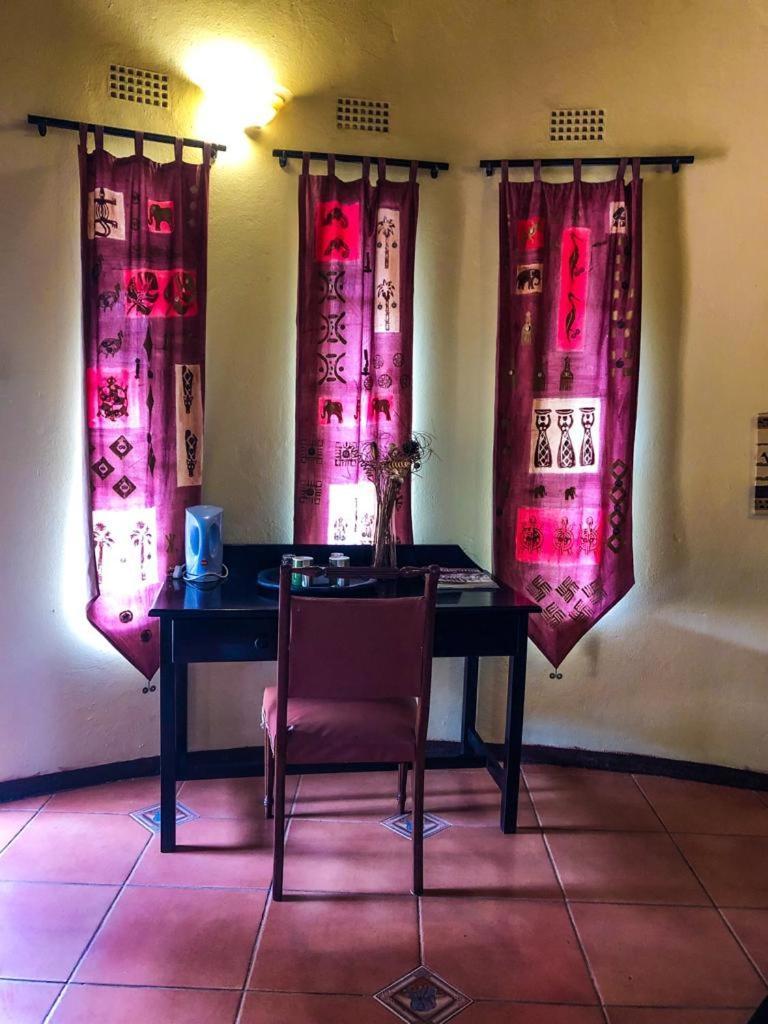 Lesoma Valley Lodge Kasane Zewnętrze zdjęcie